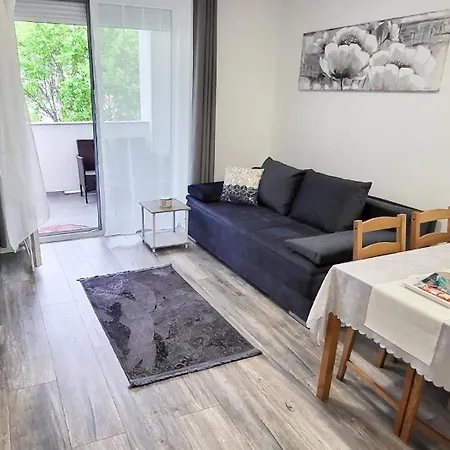 Apartment Juhar 1