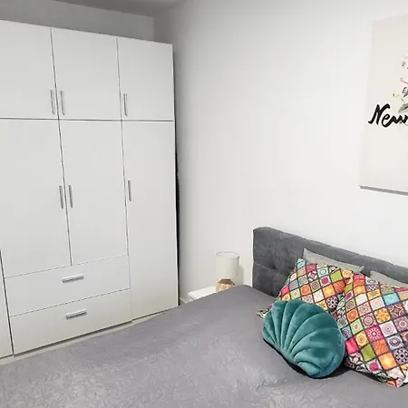 Apartment Juhar 1 *